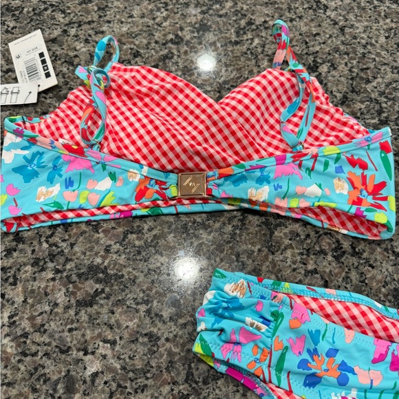Brand new swimsuit set with tags - Picture 2 of 5
